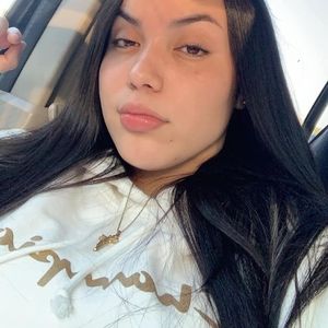 Meet your Posher, Jayciann